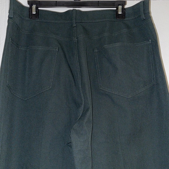 M.M. Lafleur.. bx3 - Picture 3 of 4